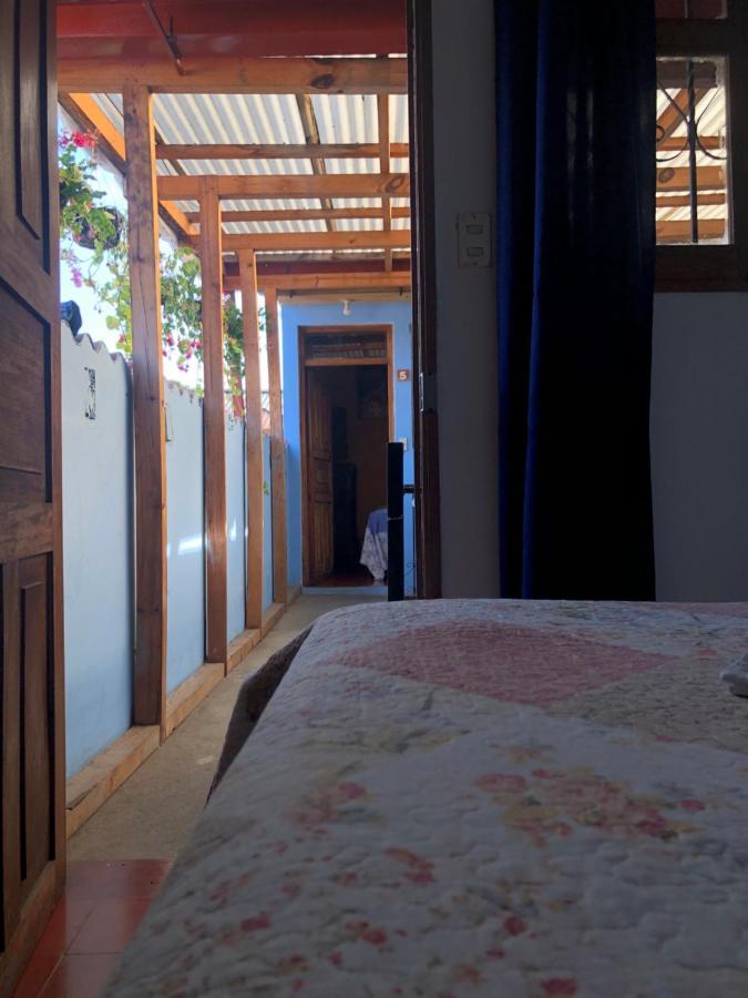 Dionisio Inn Antigua Bagian luar foto