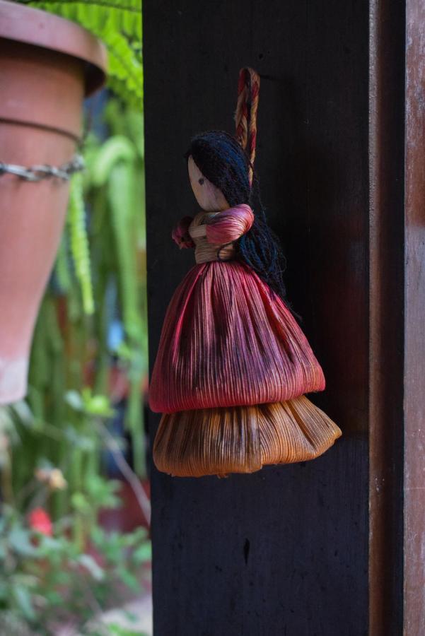 Dionisio Inn Antigua Bagian luar foto
