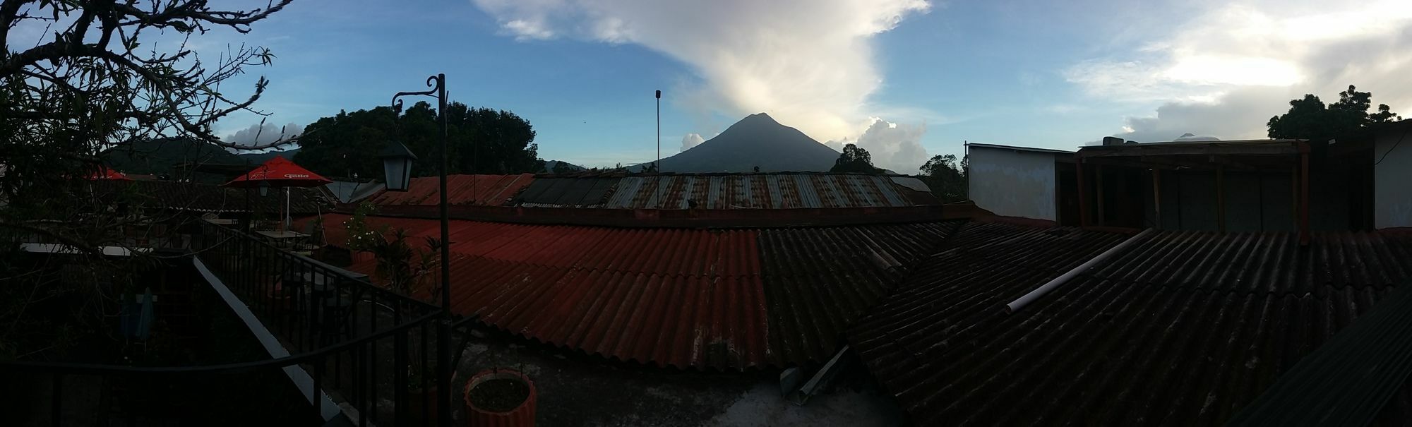 Dionisio Inn Antigua Bagian luar foto